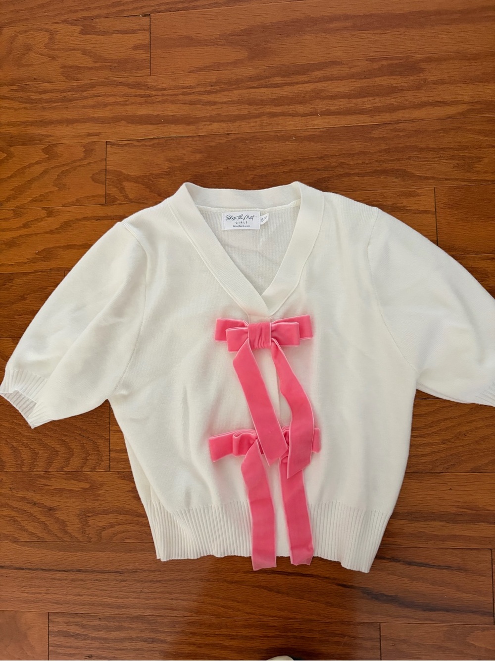 Shop the Mint Girls White Sweater Pink Velvet Bows Size 8/10